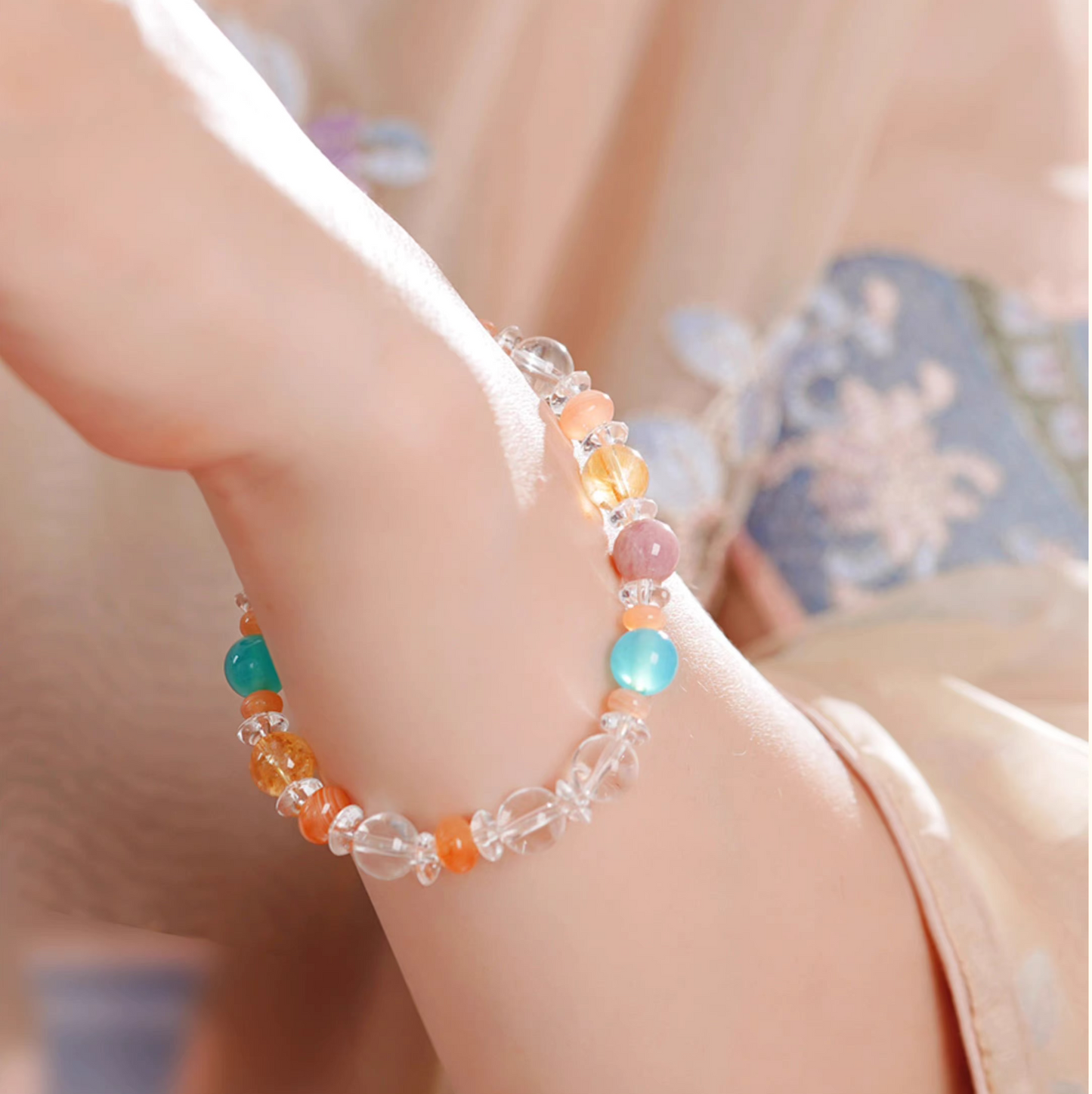 Natural Agate & Crystal Beaded Bracelet – Elastic Stress-Relief Bracelet for Women