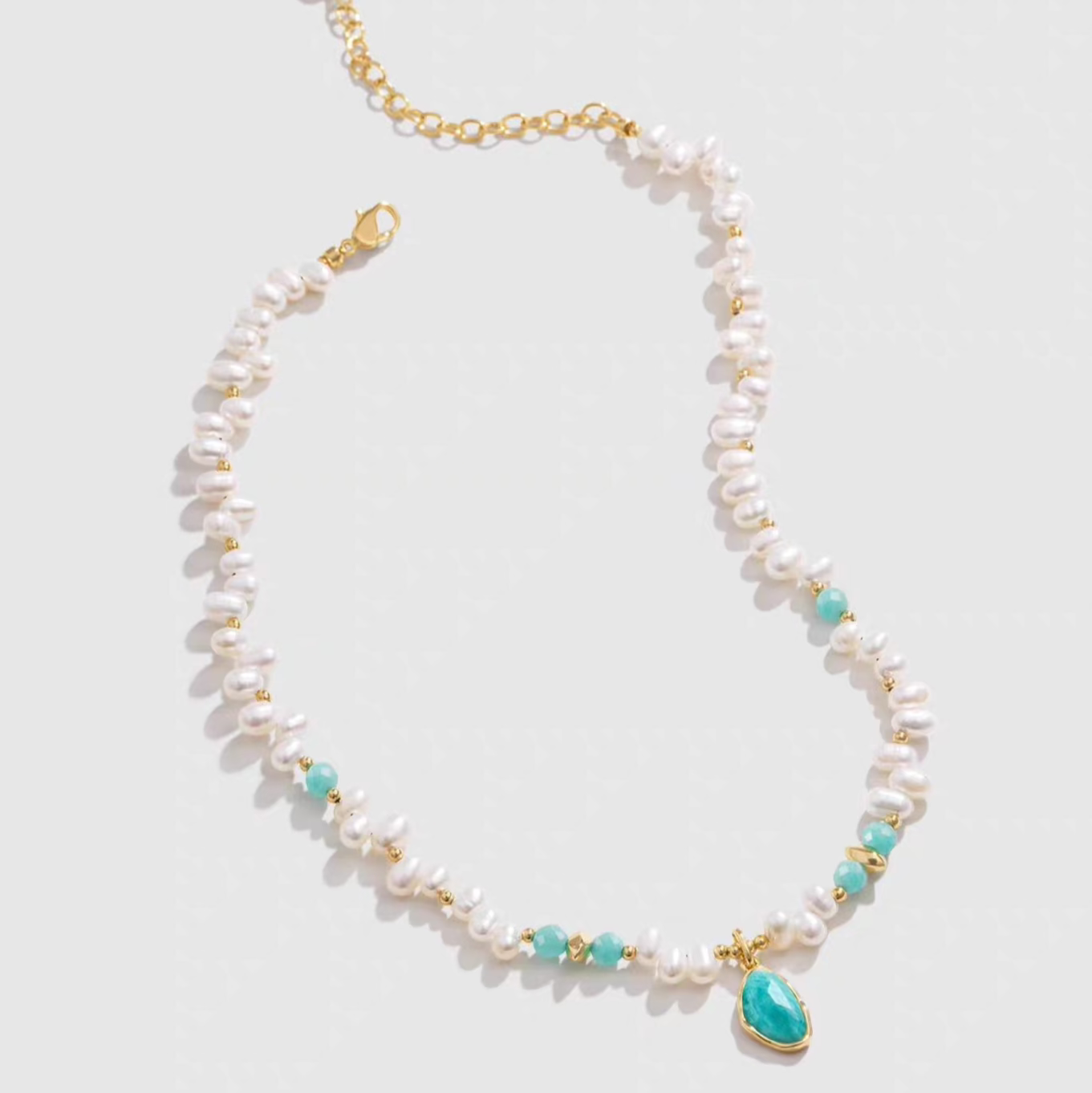 Women's Pearl Choker Necklace with Amazonite Pendant โ Delicate Collarbone Chain
