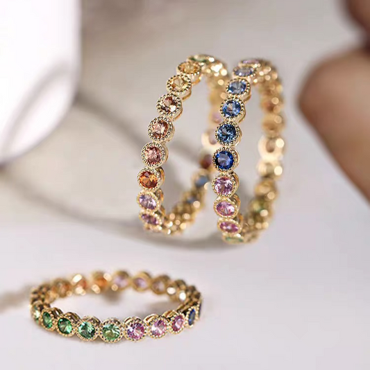 "Colorful Rainbow" – 18K Gold Gradient Dopamine Ring with Multicolor Sapphires & Tsavorite Garnets