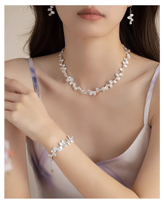 Petal-Shaped Baroque Pearl Necklace – Vintage Natural Irregular Pearl Choker