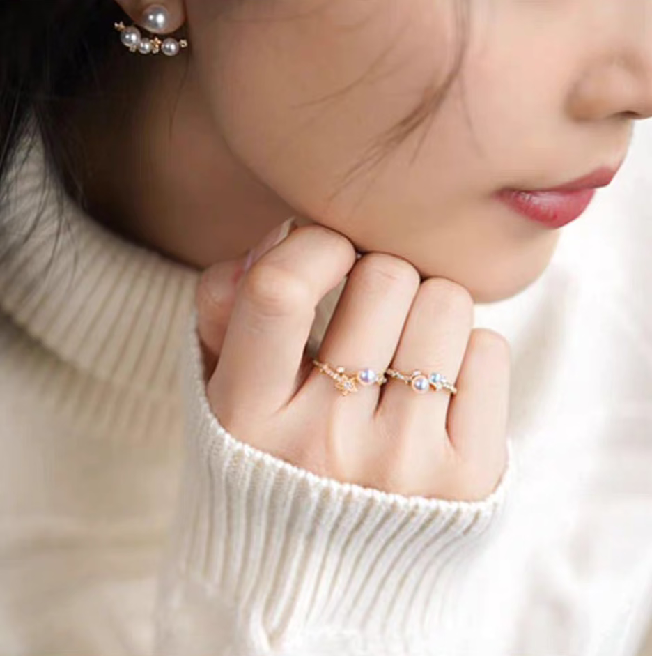"Starlight Sugar" – 18K Gold Natural Diamond & Akoya Pearl Ring Set (Two Rings, Versatile Styling)