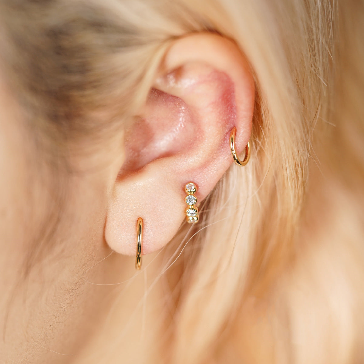 Elegant 18K Gold Vermeil Zircon Huggie Earrings – Delicate & Sparkling for Everyday Wear